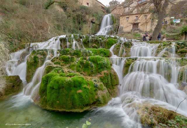 061.Orbaneja del Castillo waterfall