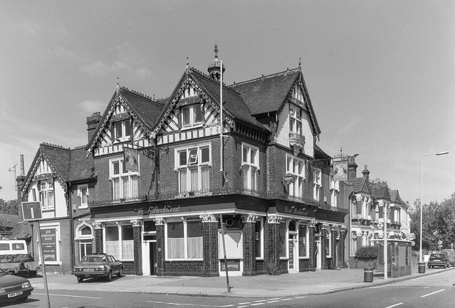 Lord Rookwood, pub, 314, Cann Hall Road, 1994, 94-8ai-36