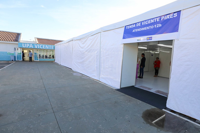 24/04/2024 - Inaugurada tenda de acolhimento a pacientes com dengue em Vicente Pires