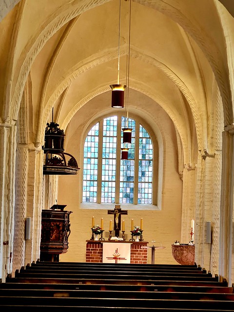 innenraum und altar