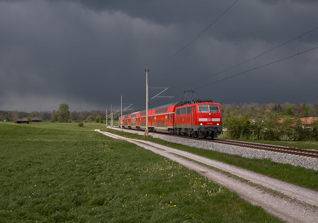 Regnerisch in die Alpen