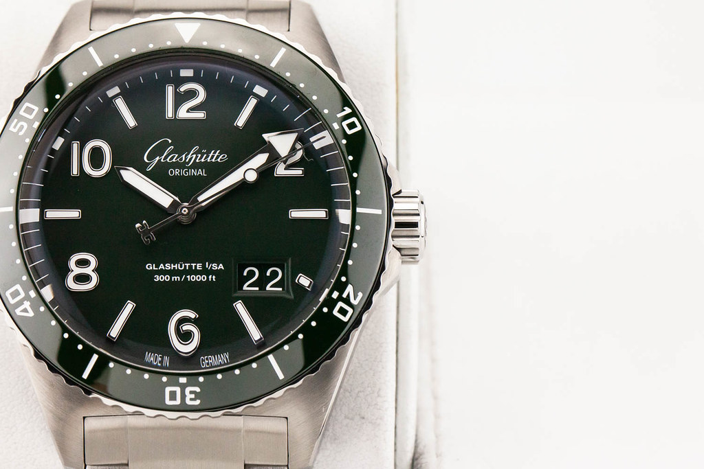 fsot - Glashütte Original SeaQ Panorama Date - 1-36-13-07-83-70 ...