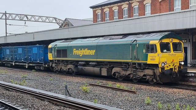 66551 (Class 66) Freightliner @ Stockport 22/04/2024