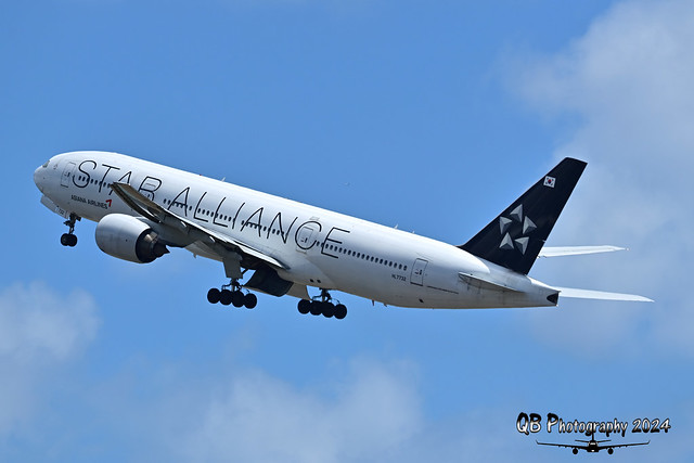 HL7732 Asiana Airlines (Star Alliance Livery) Boeing 777-28EER DSC_1600