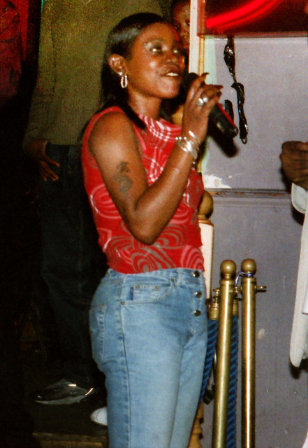 Singers Open Microphone Lady Vocalist in Denim Blue Jeans and Red Top at The Spot Maiden Lane Covent Garden London West End August 2001 038v