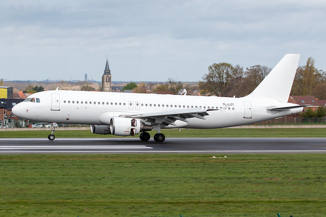 SmartLynx Airbus A320-200 YL-LCT