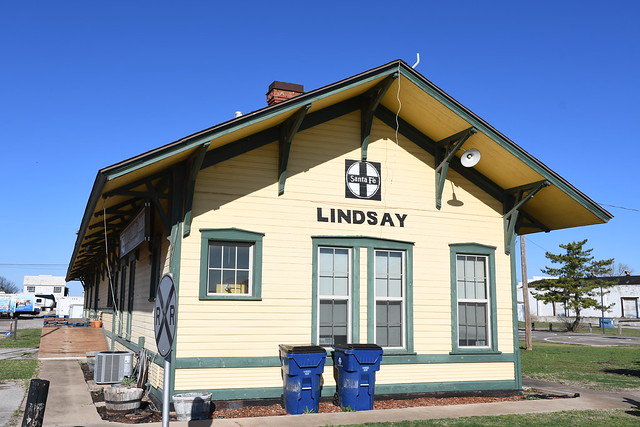 Santa Fe Railway Depot (Lindsay, Oklahoma)
