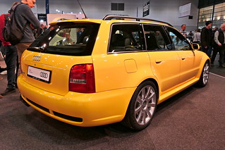 Audi RS 4 Avant (B5)