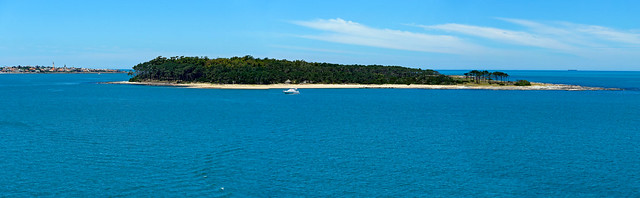 photo - Island in the Bay, Punta del Este, Uruguay