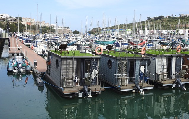 House-Boat Rentals - Albufeira Marina
