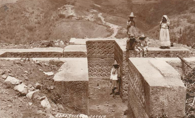 Zapotec Ruinas Ruins Oaxaca Mexico Vintage Postcard