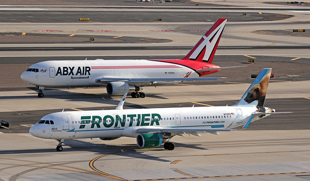 N713FR KPHX 26-04-2023 (U.S.A.) Frontier Airlines Airbus A321-211 CN 7286