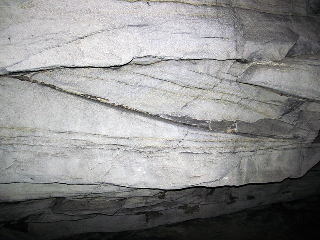 Cross-bedded limestone (Ste. Genevieve Limestone, Middle Mississippian; Main Cave, Mammoth Cave, Kentucky, USA) 2