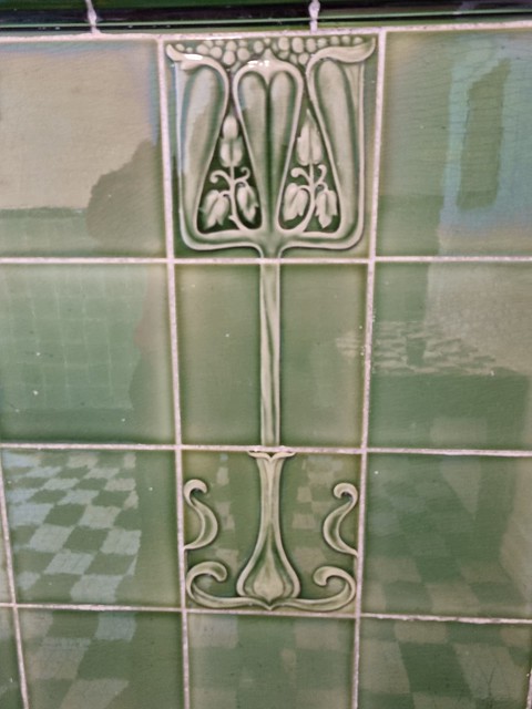 Hulme Hall Gents Toilets - detail of Art Nouveau tiles