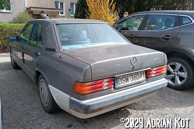 1990 Mercedes-Benz 190 E 2.0 118 HP