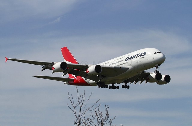 Qantas                                    Airbus A380                                          VH-OQI