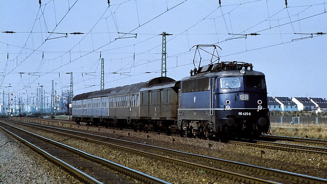 DB 110 425 Porz-Wahn 21.03.1981
