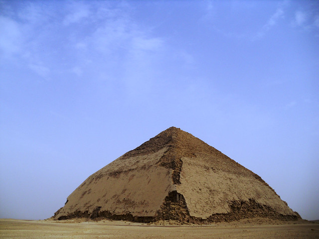 Colors & Geometries Of Pyramids