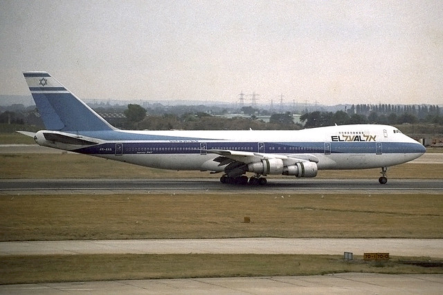 4X-AXA. B-747/200. El Al. LHR.