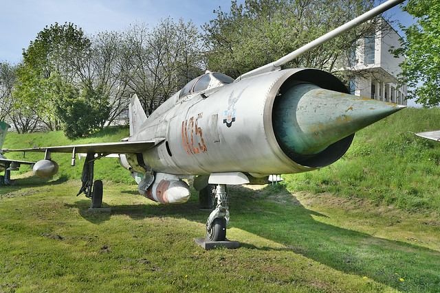 MiG-21R 
