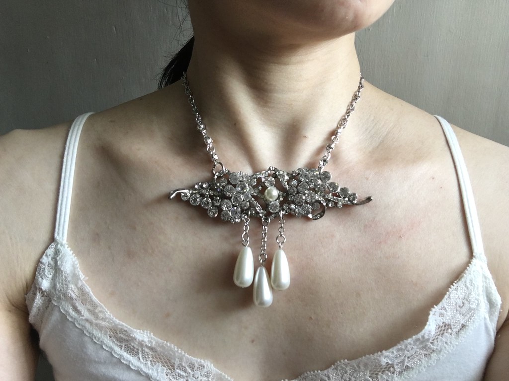 Art Deco rhinestones crystals pearls necklace