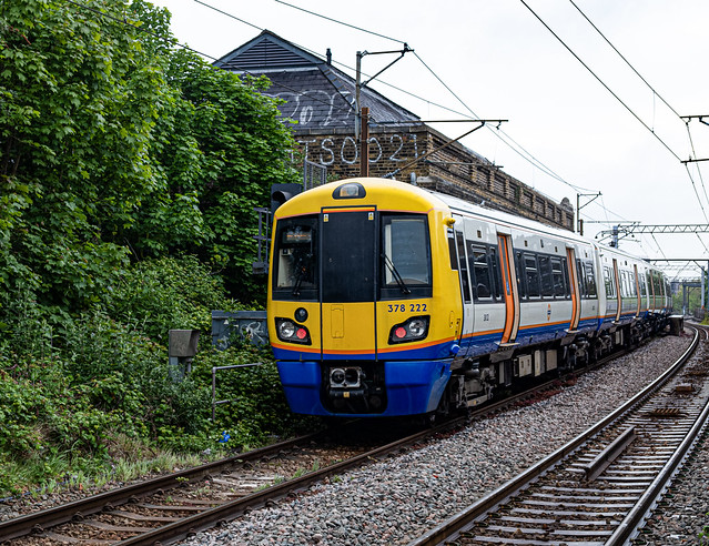 Eastbound Overground Train Leaves Hackney Central