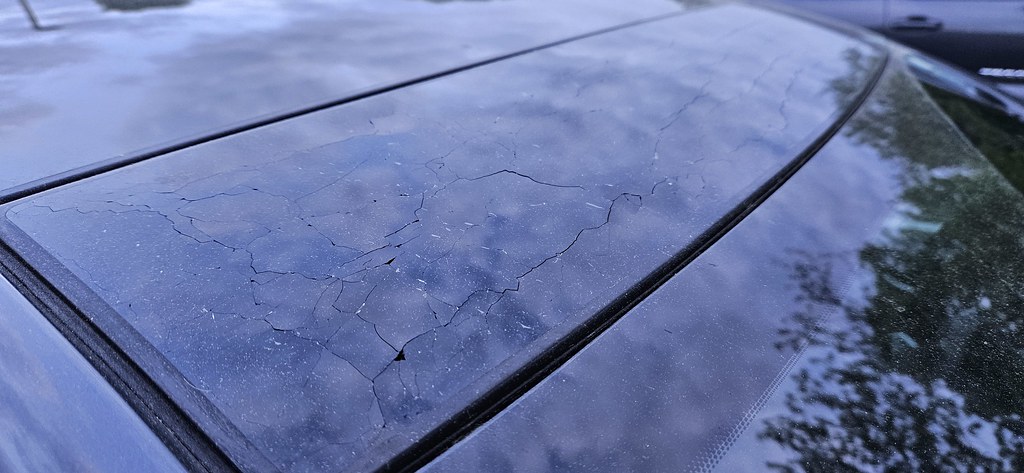 Vortex Ppf Panoramic Roof Glass Bar Shattered By Road Debris. You Need to PPF This ...