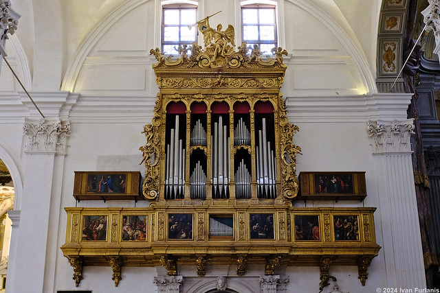 Udine, Cattedrale. Nacchini / Dacci organ