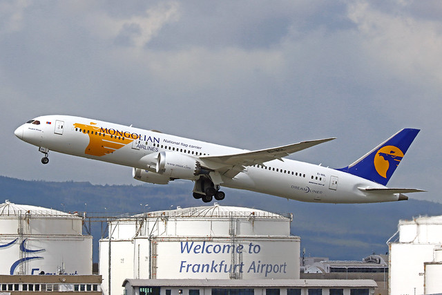 Mongolian Airlines Boeing 787-9 EI-MGL 