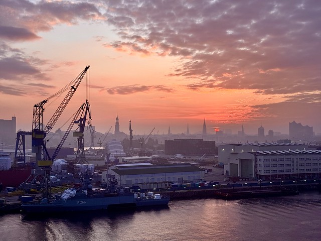 Hamburg - the Moment of Sunrise today