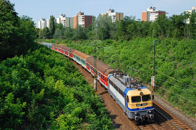 V43 2251, Gödöllő / Hungary, 2008.07.03.