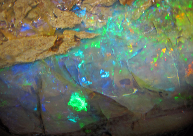 Precious opal (Tertiary; Ethiopia) 8