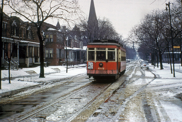 CHICAGO--662 at St. Lawrence/111th Street, Line 4