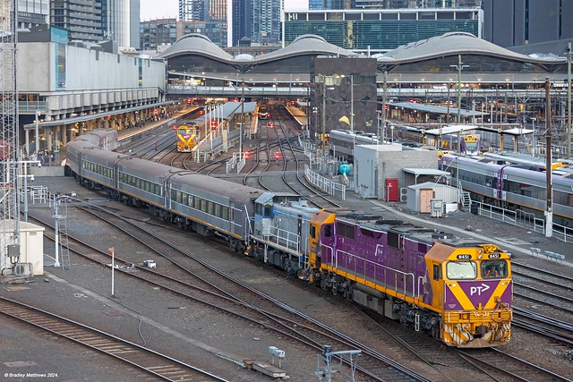 707 Ops Inc Heritage Transfer Special at Southern Cross Station, Docklands on 27/4/2024.