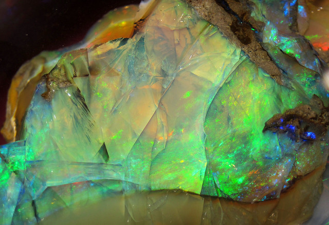 Precious opal (Tertiary; Ethiopia) 7