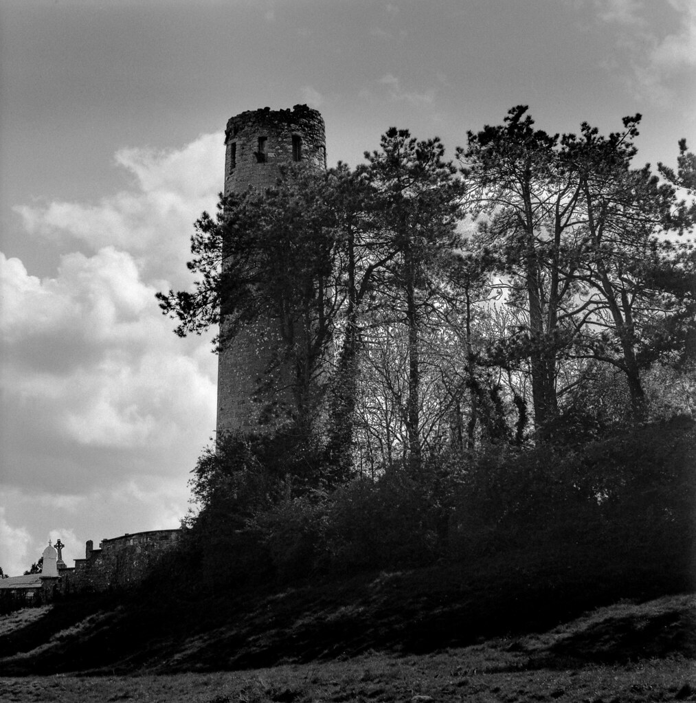 Round Tower, Clonmacnoise