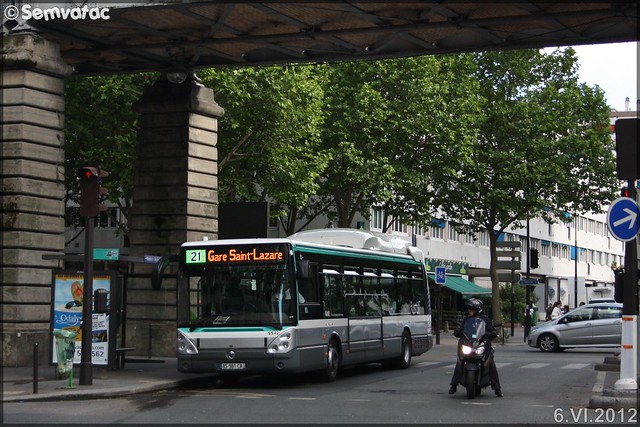 Irisbus Citélis 12 hybride – RATP (Régie Autonome des Transports Parisiens) / STIF (Syndicat des Transports d'Île-de-France) n°5942