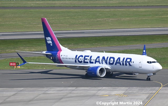 Icelandair TF-ICU Boeing 737 MAX 8