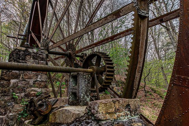 Overshot Wheel at McClung's Mill