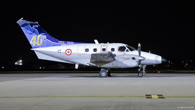 078 YE EMB-121 Xingu French Air Force