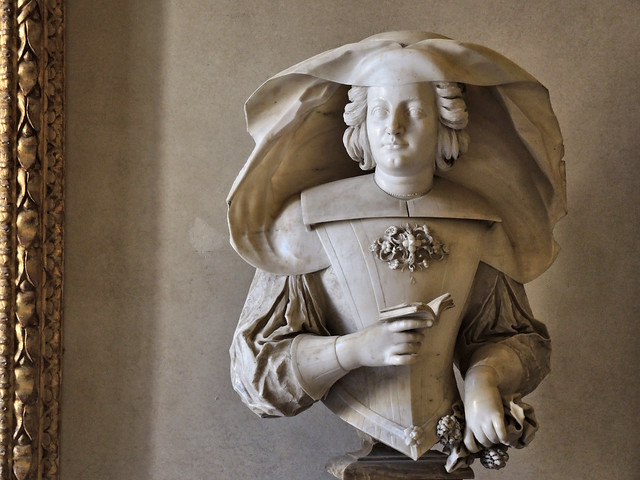 Busto di Maria Cybo Pico di Lorenzo Ottoni