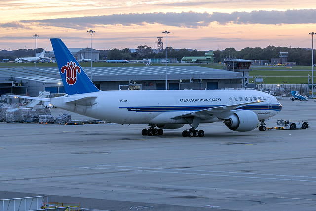 B-222W / China Southern Airlines Cargo / Boeing 777-F