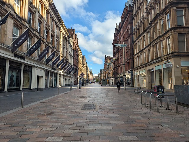 A sunny Sunday morning in Glasgow