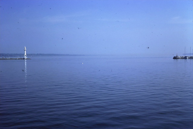 The blue hour on Lake Geneva.