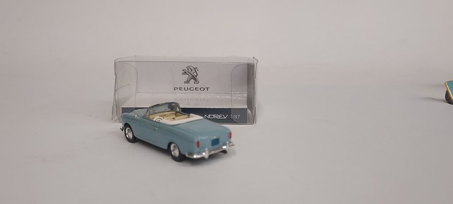 Peugeot 403 Cabriolet. 1957