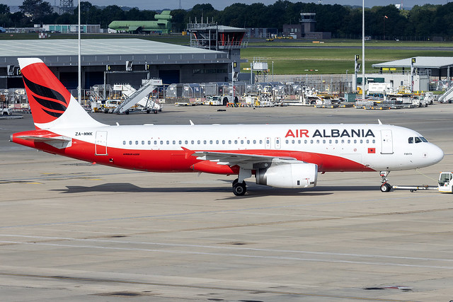 ZA-MMK / Air Albania / Airbus A320-232