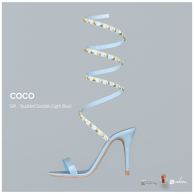 COCO Group Gift : Studded Sandals (Light Blue)