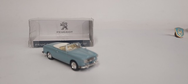 Peugeot 403 Cabriolet. 1957