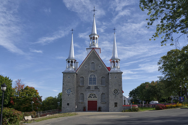 Église de Sainte-Famille / The Sainte-Famille Church (1)
