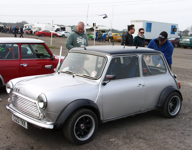 1985 Rover Mini Ritz (1800 Engine fitted) @ 2014 Melbourne Raceway, Mini vs Beetle Shoot Out